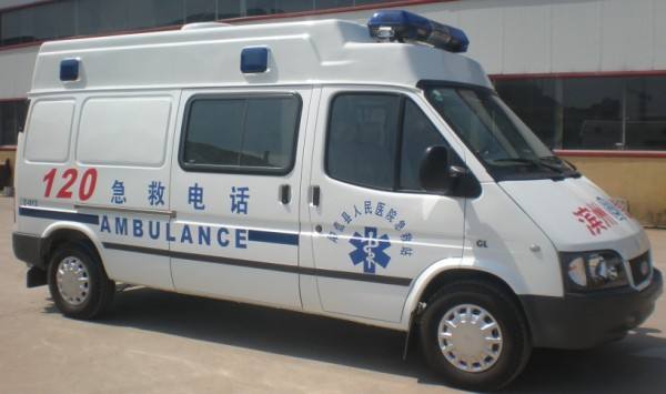 患者在等待救护车出租时需要注意什么？