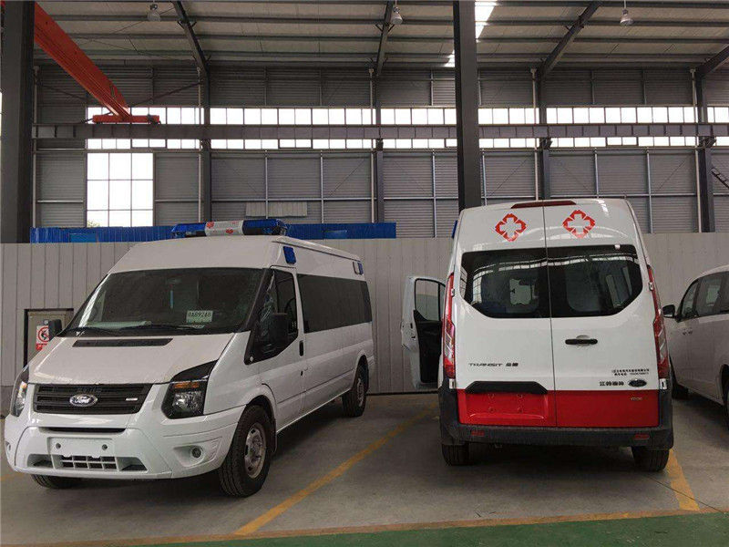 广州救护车厂家跟你聊聊为什么无人避让救护车？01