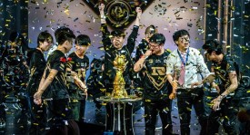 英雄联盟T1冠军皮肤品质引热议：细节问题遭玩家反馈，至臻版呼声高